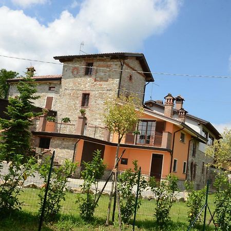 Torretta Di Bassano Hotell Rivergaro Exteriör bild