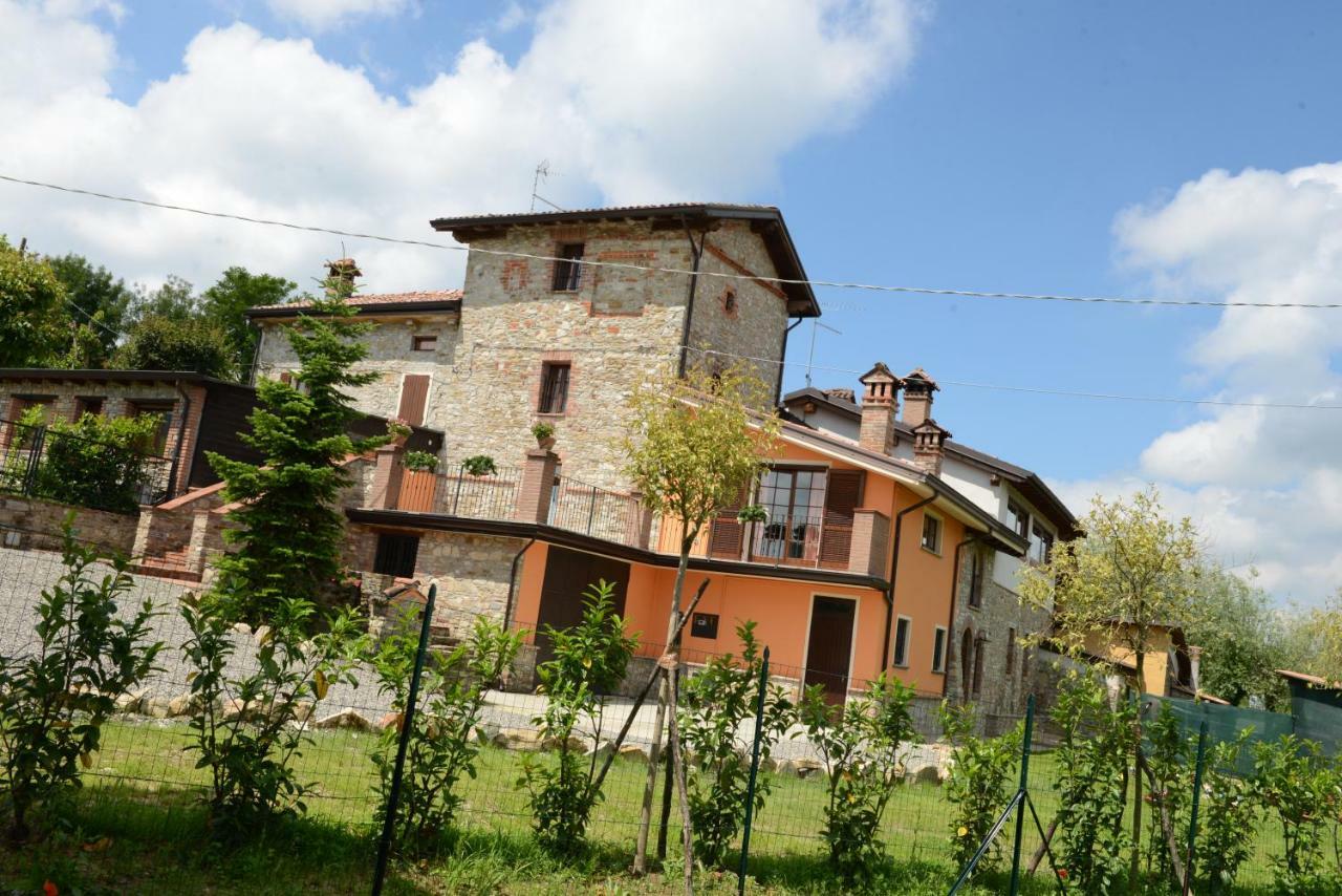 Torretta Di Bassano Hotell Rivergaro Exteriör bild