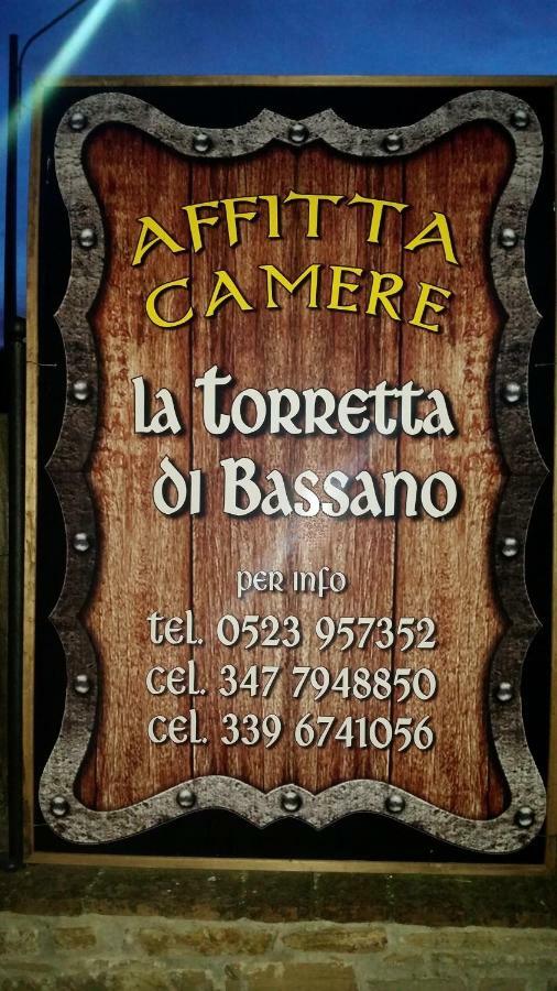 Torretta Di Bassano Hotell Rivergaro Exteriör bild